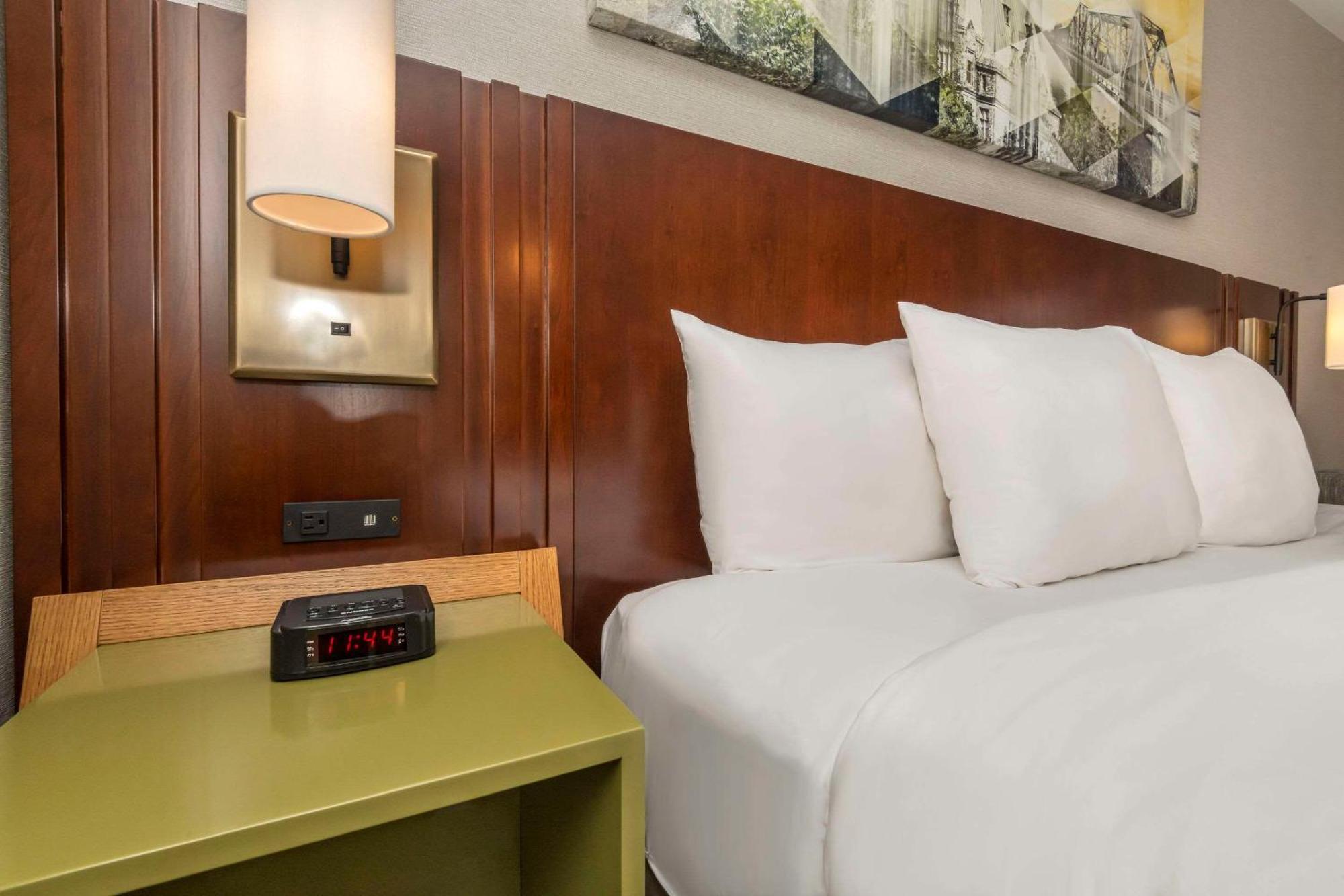 Comfort Inn Гамильтон Экстерьер фото